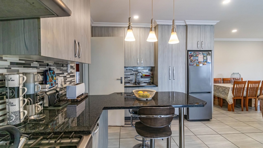 3 Bedroom Property for Sale in Nahoon Valley Park Eastern Cape